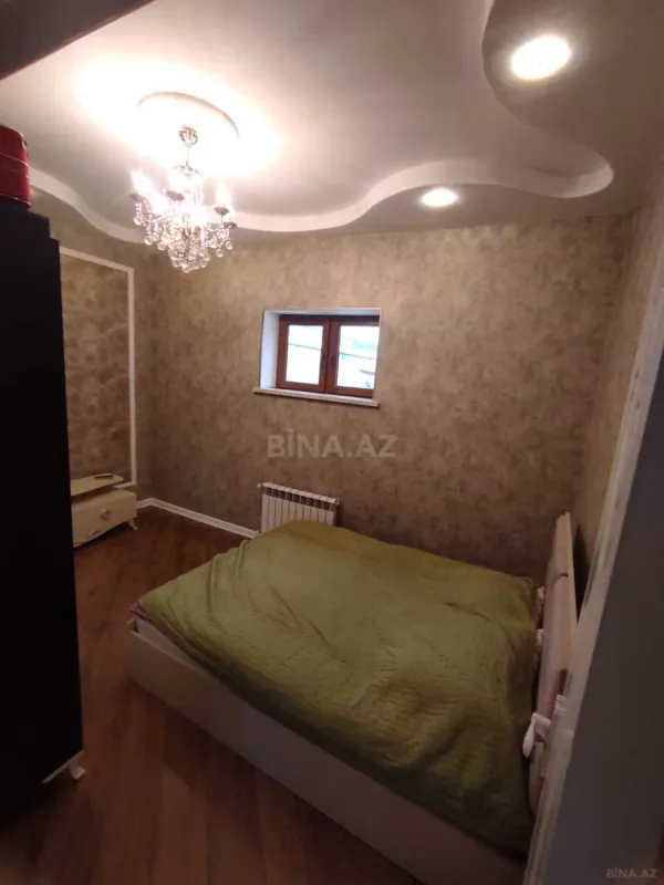 Satılır 6 otaqlı həyət evi 270 m²