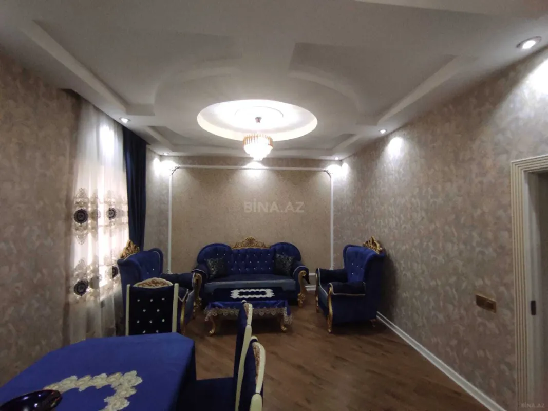 Satılır 6 otaqlı həyət evi 270 m²