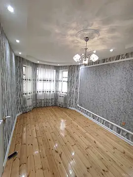 Satılır 6 otaqlı həyət evi 270 m²