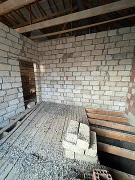 Satılır 4 otaqlı həyət evi 110 m²