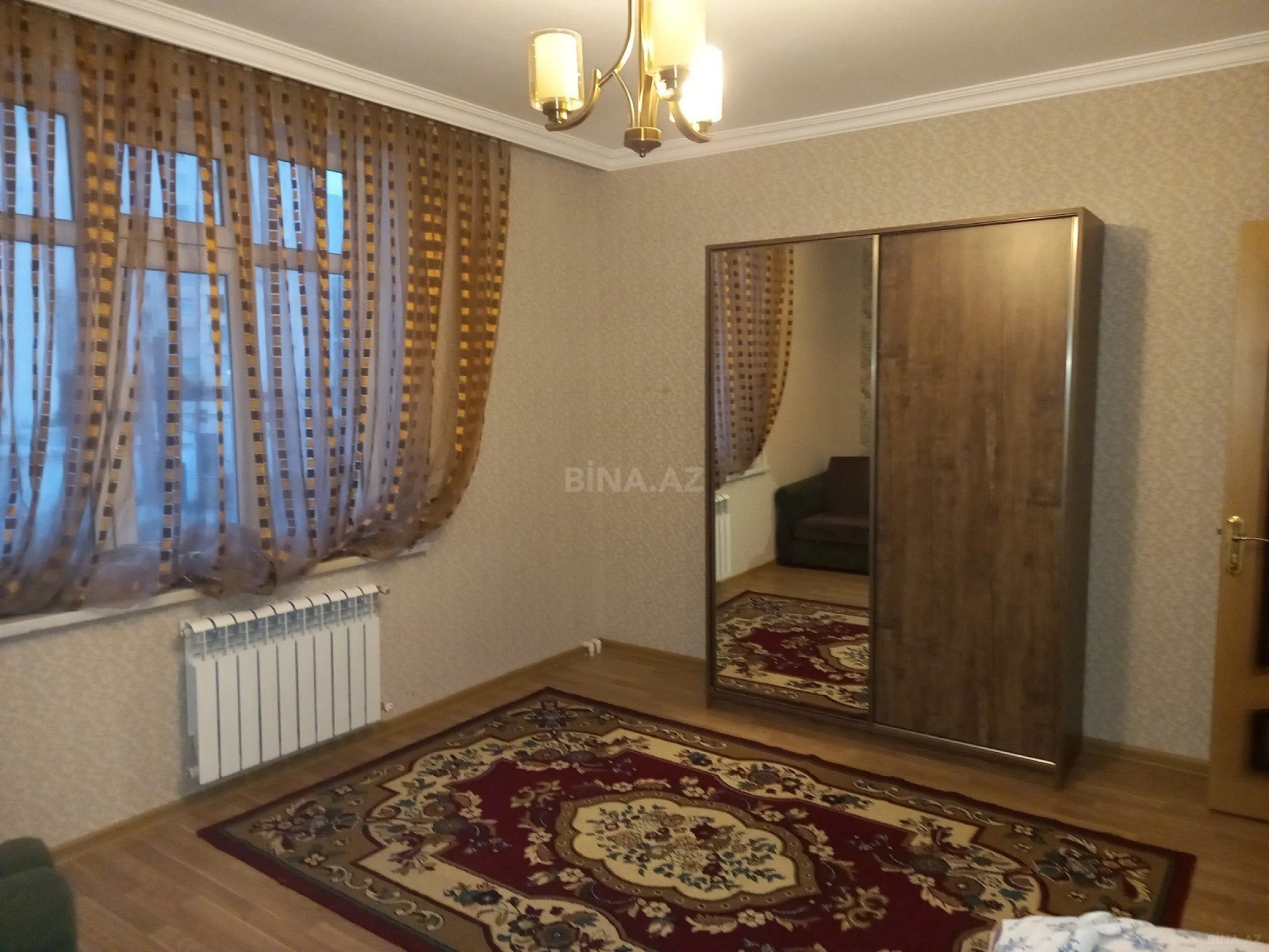 Kirayə verilir 2 otaqlı mənzil 80 m²