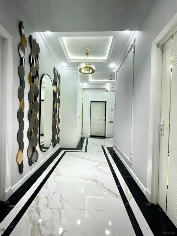 Satılır 3 otaqlı mənzil 111 m²