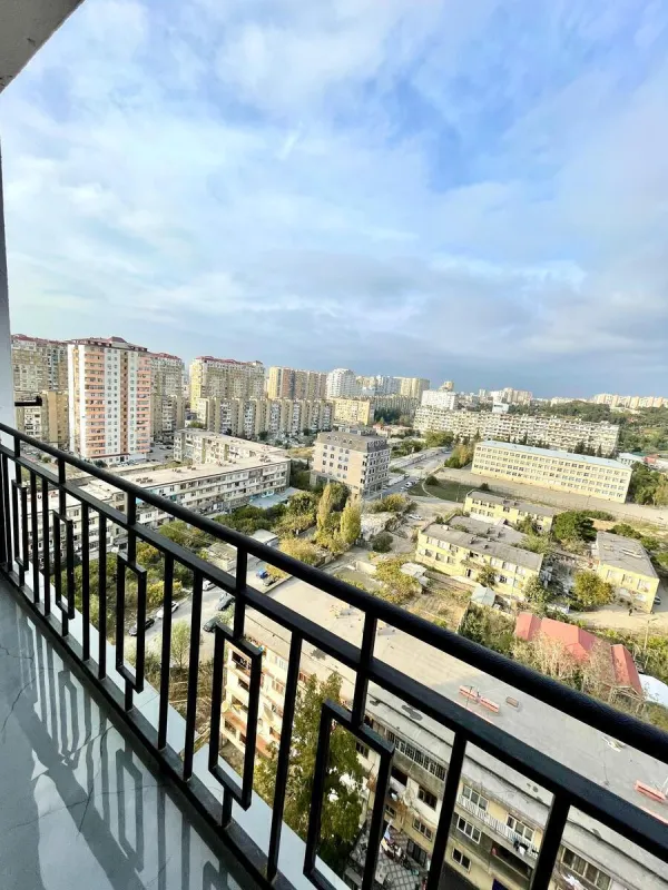Satılır 3 otaqlı mənzil 111 m²