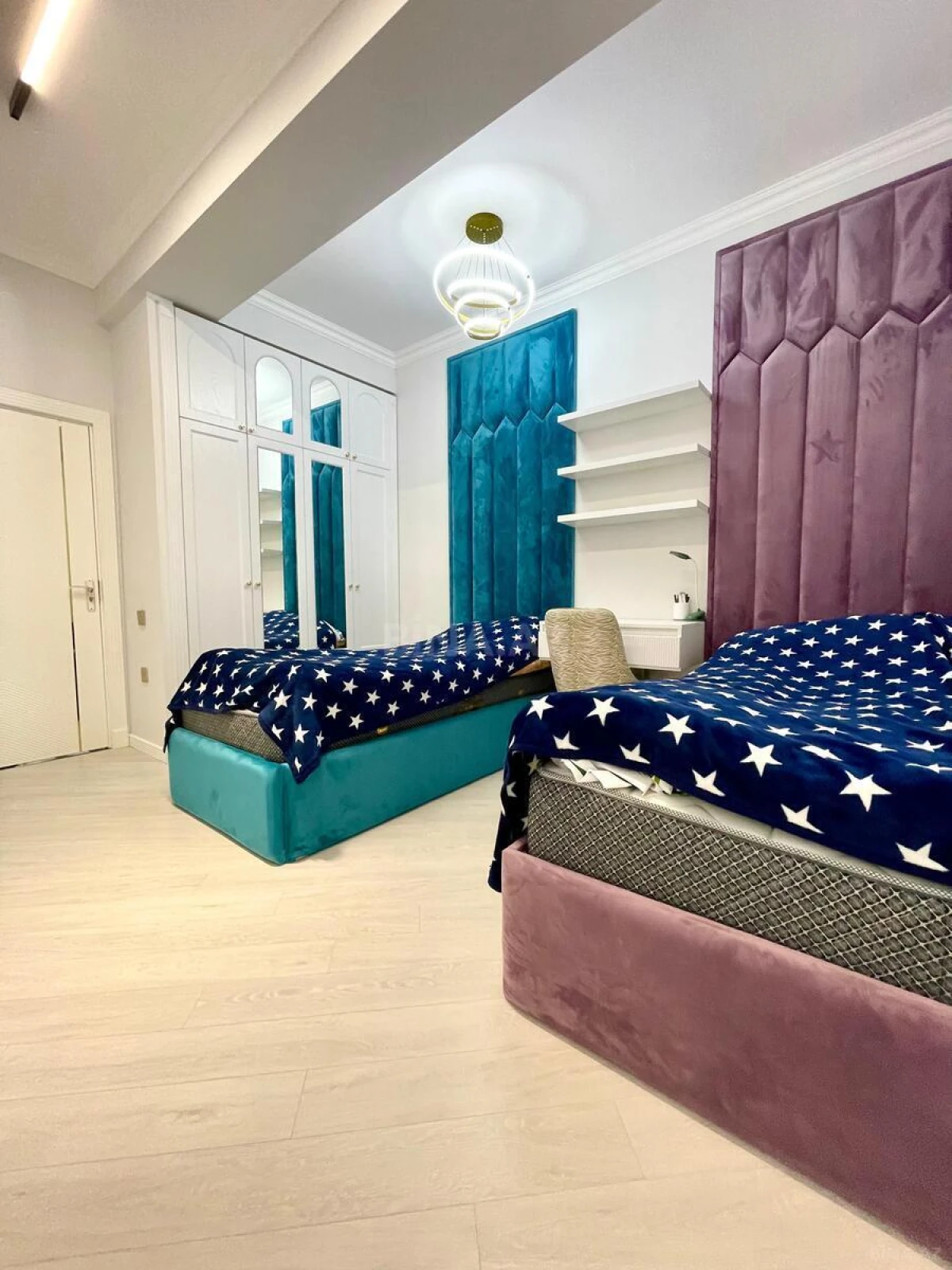 Satılır 3 otaqlı mənzil 111 m²