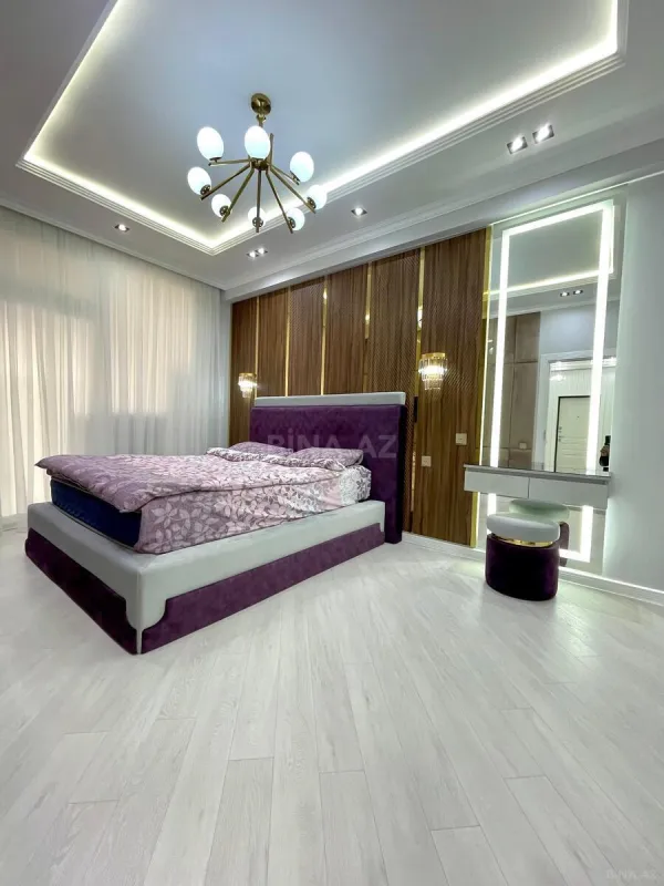 Satılır 3 otaqlı mənzil 111 m²