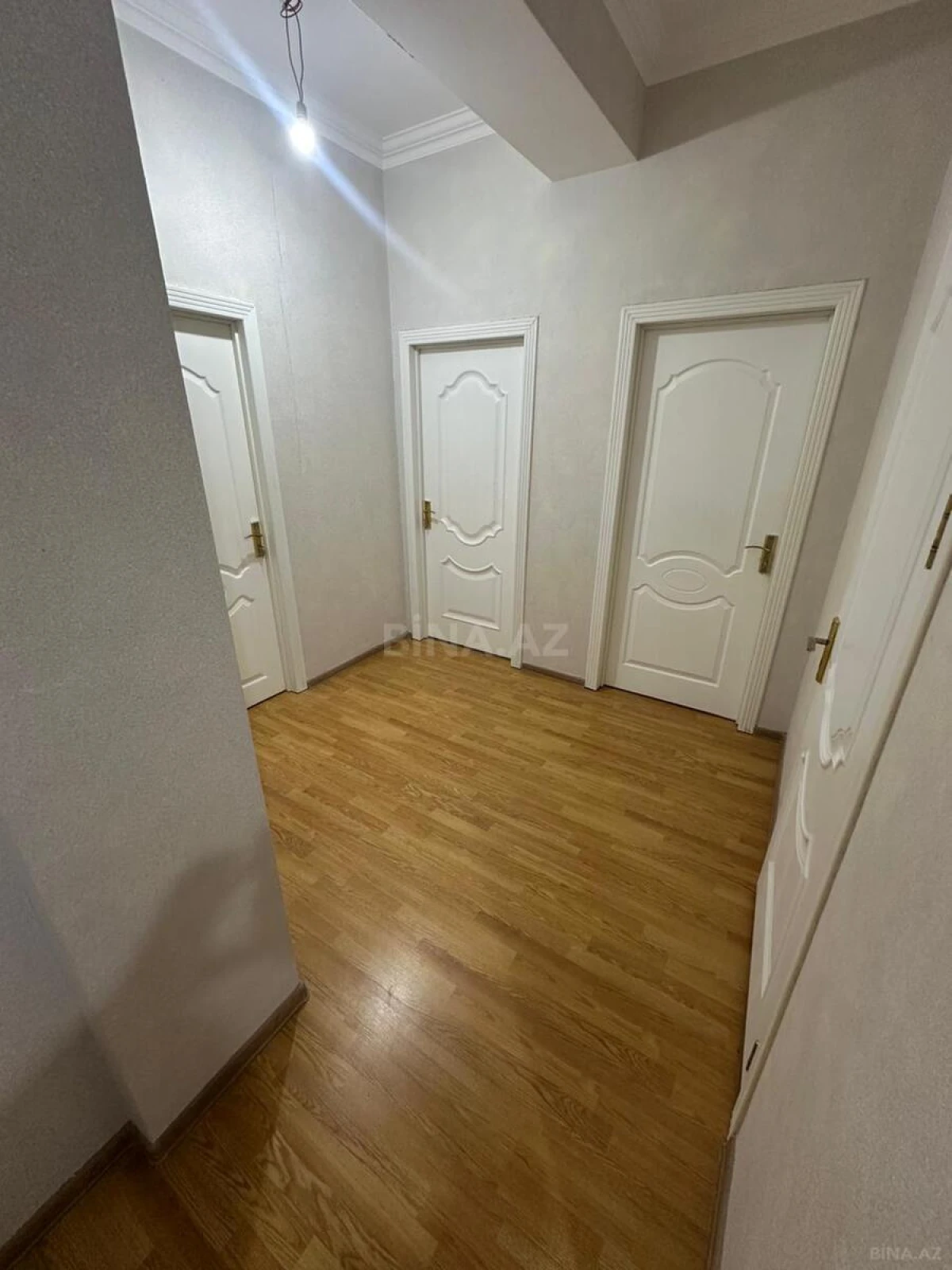 Satılır 3 otaqlı mənzil 86 m²