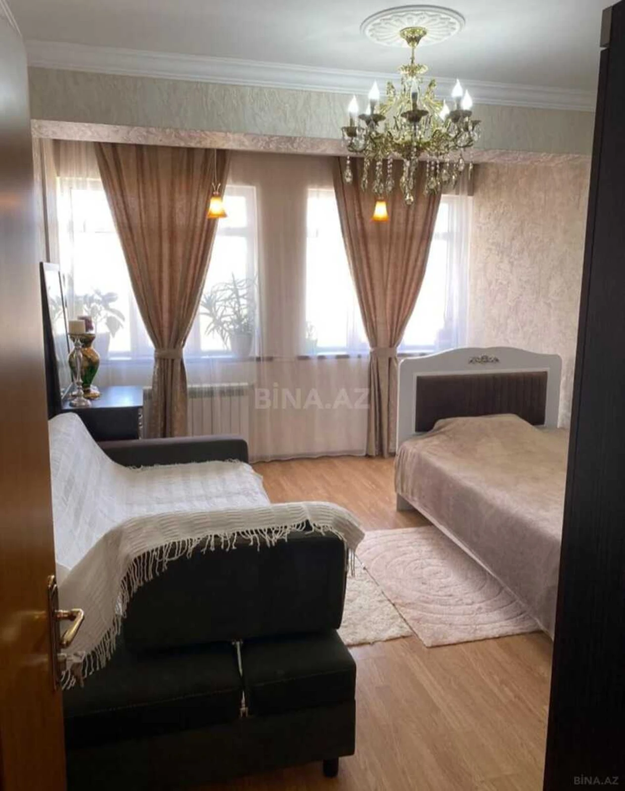 Kirayə verilir 3 otaqlı mənzil 110 m²