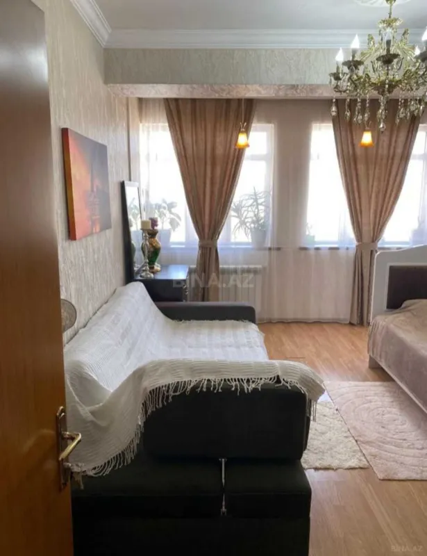 Kirayə verilir 3 otaqlı mənzil 110 m²