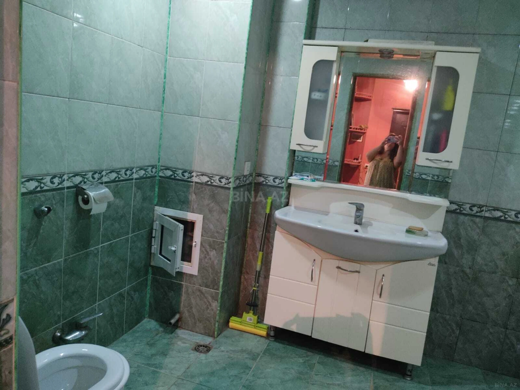 Kirayə verilir 2 otaqlı mənzil 112 m²