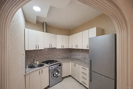 Satılır 3 otaqlı mənzil 91 m²