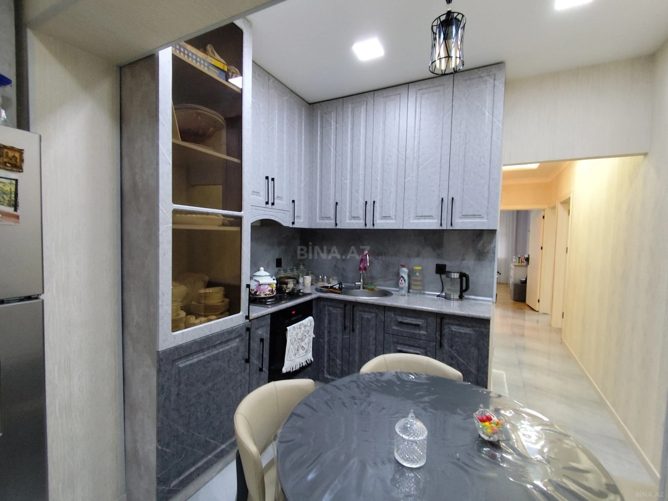 Satılır 4 otaqlı mənzil 100 m²