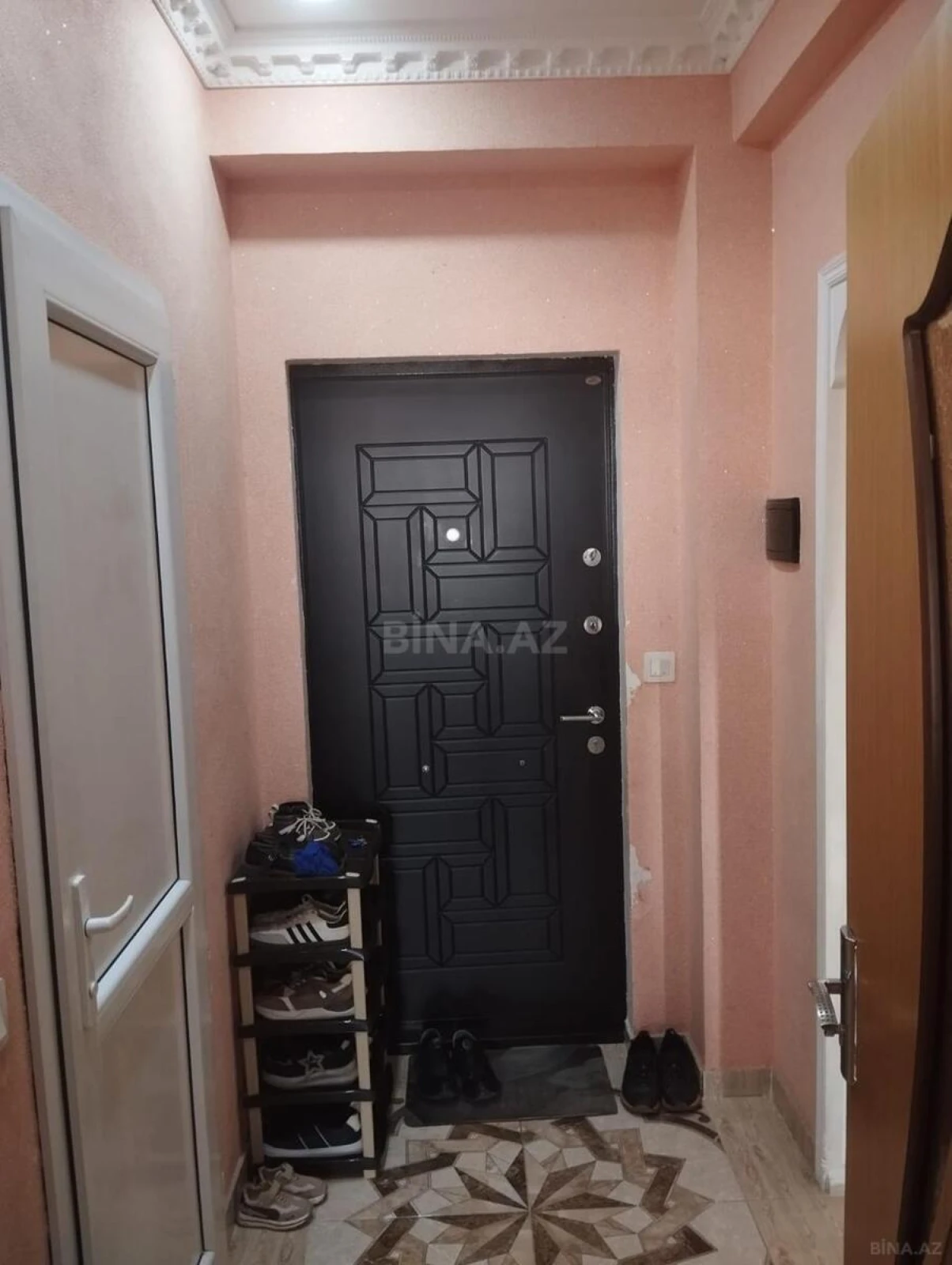 Satılır 2 otaqlı mənzil 61.2 m²