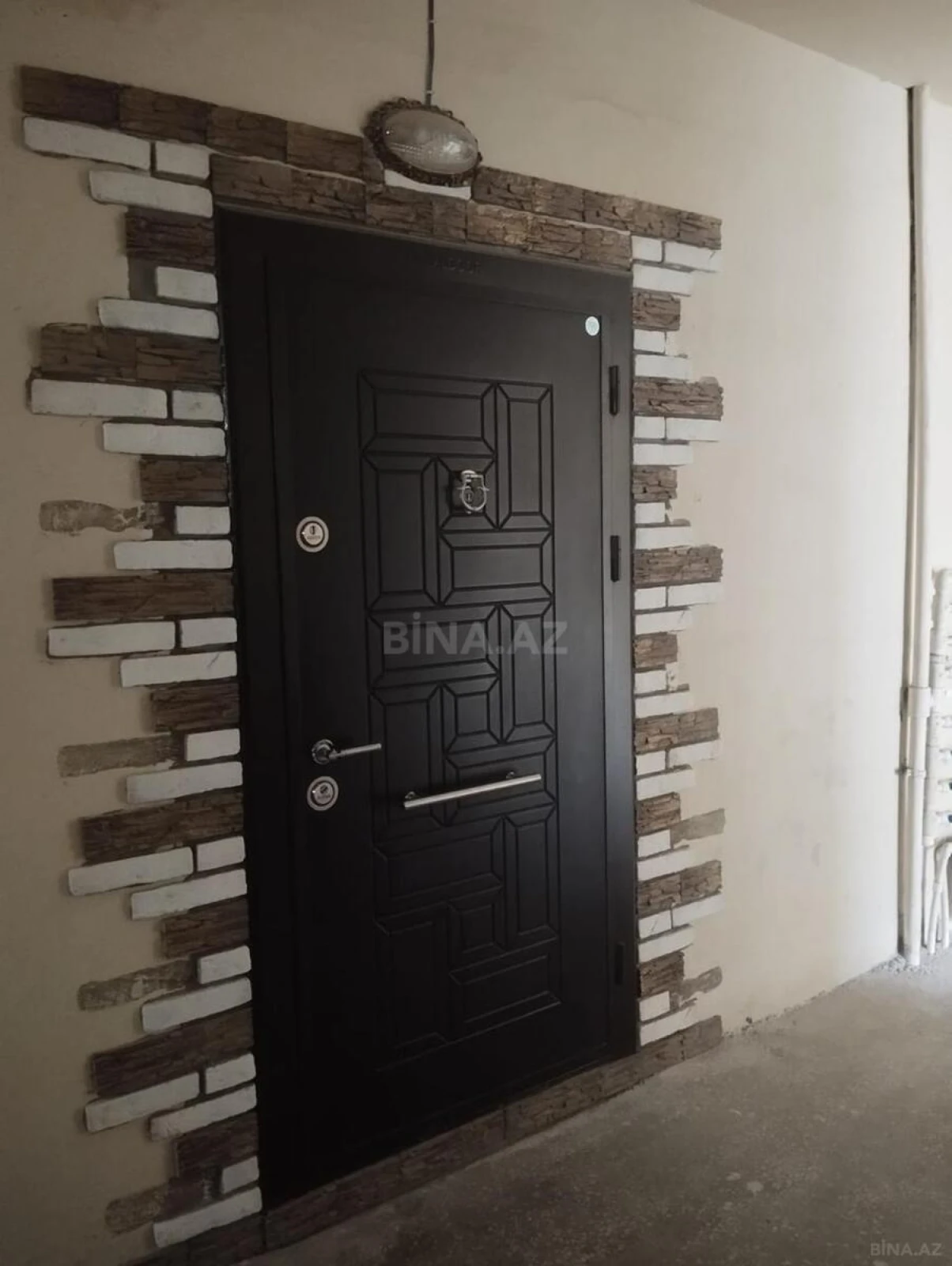 Satılır 2 otaqlı mənzil 61.2 m²