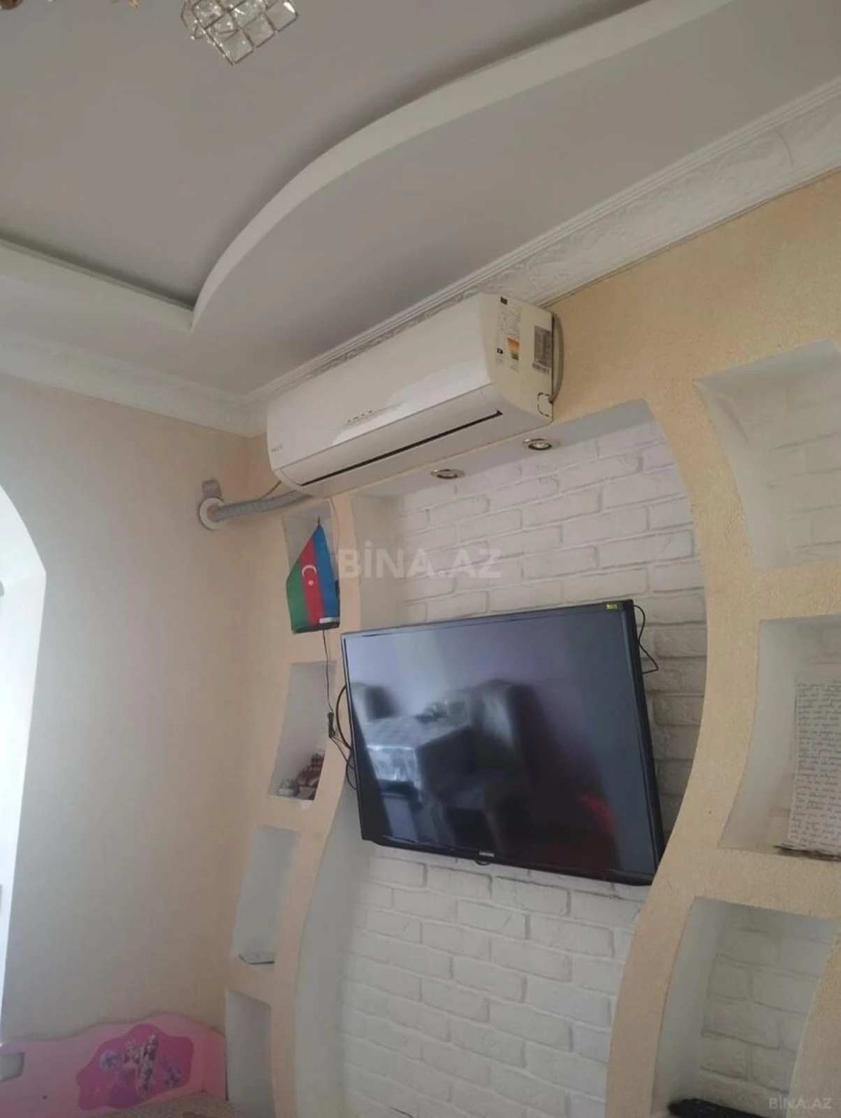 Satılır 2 otaqlı mənzil 61.2 m²