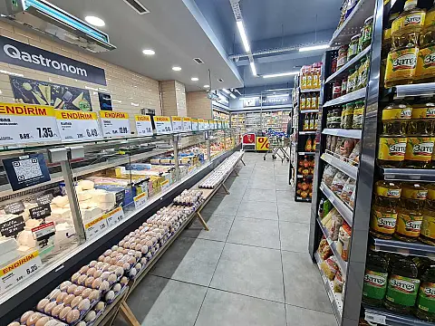 Satılır obyekt 600 m²