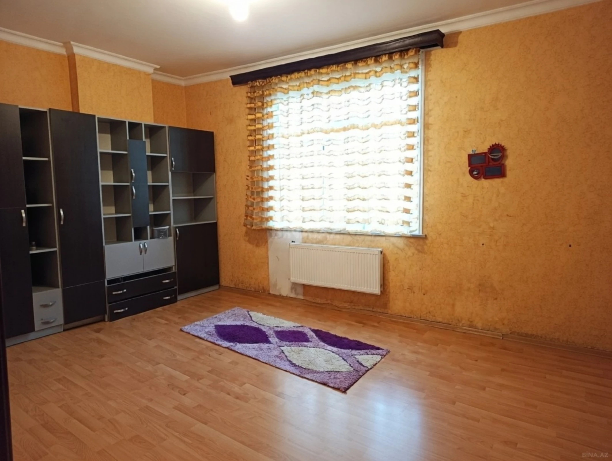 Satılır 3 otaqlı mənzil 150 m²