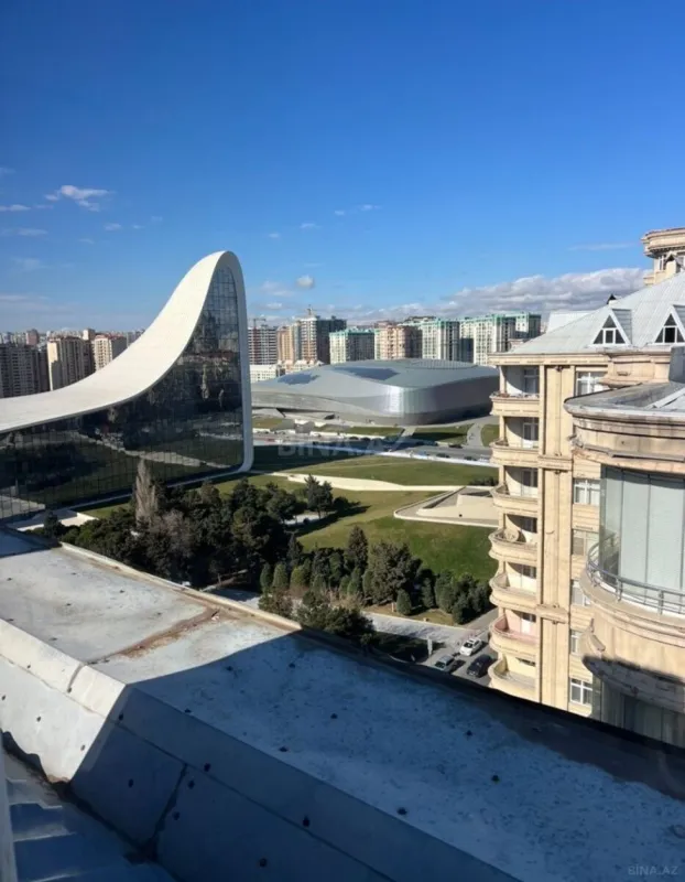 Satılır 2 otaqlı mənzil 68 m²