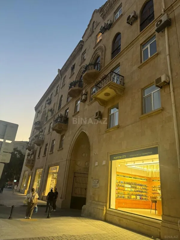 Kirayə verilir 2 otaqlı mənzil 62 m²