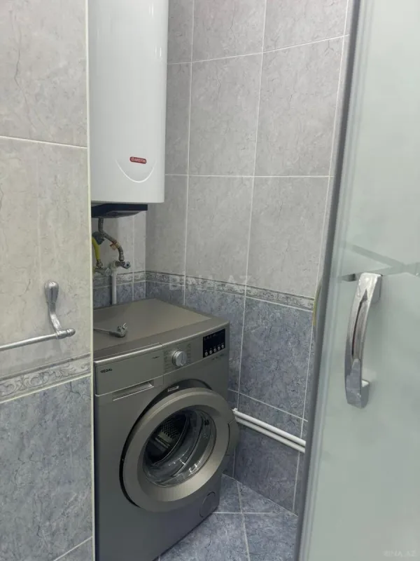 Kirayə verilir 2 otaqlı mənzil 62 m²
