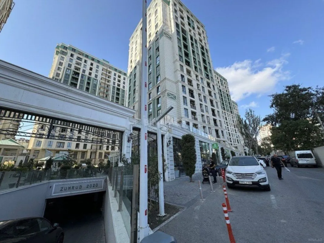 Satılır 2 otaqlı mənzil 93 m²