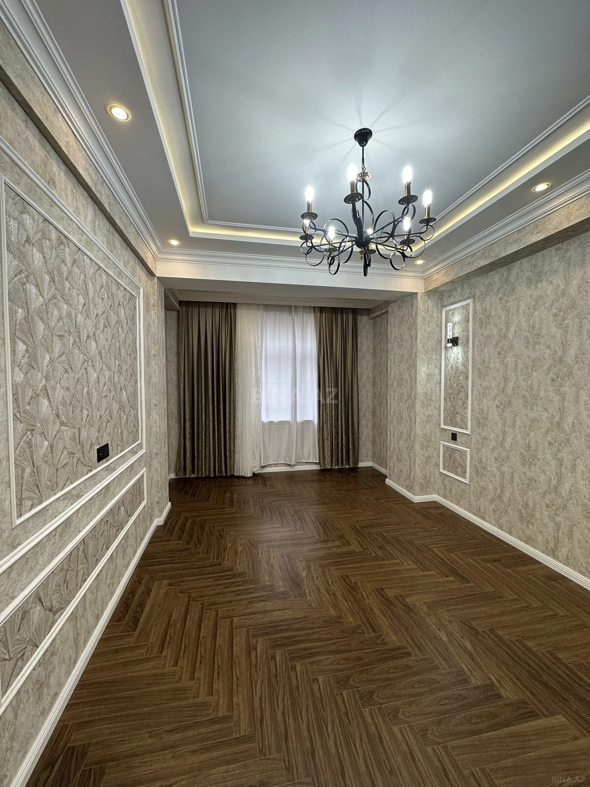 Satılır 3 otaqlı mənzil 108 m²