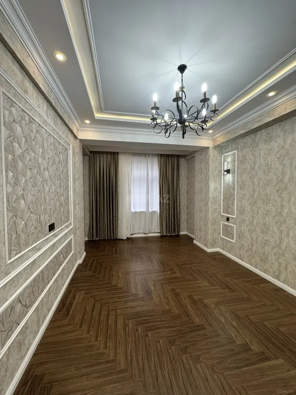 Satılır 3 otaqlı mənzil 108 m²