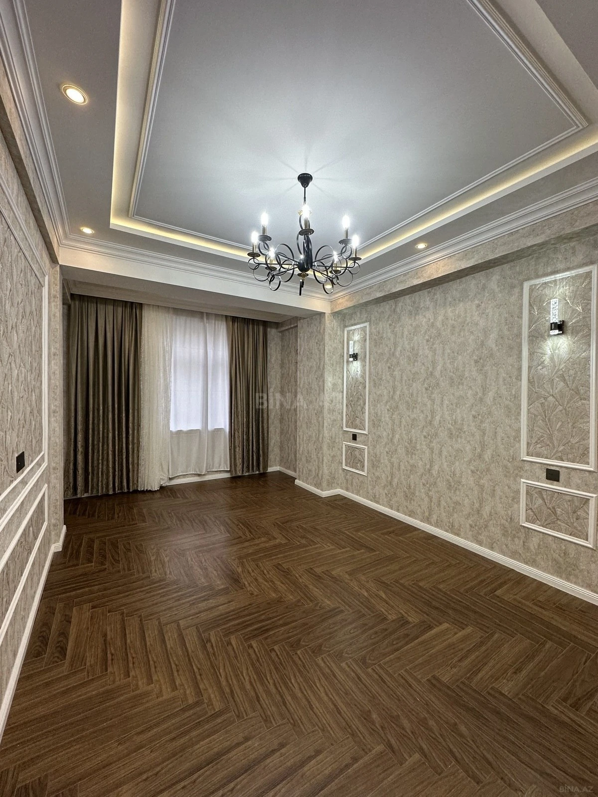 Satılır 3 otaqlı mənzil 108 m²