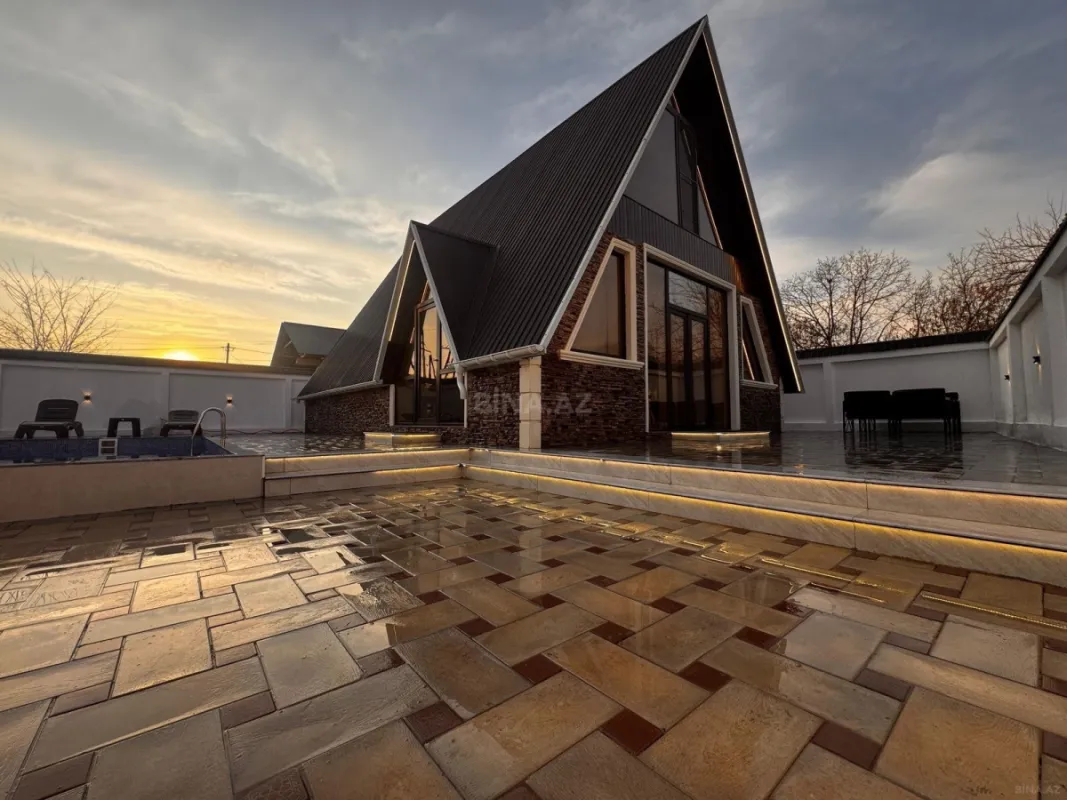 Kirayə verilir 4 otaqlı mənzil 110 m²