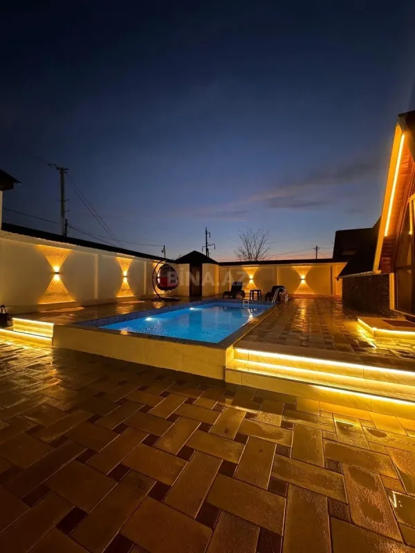 Kirayə verilir 4 otaqlı mənzil 110 m²