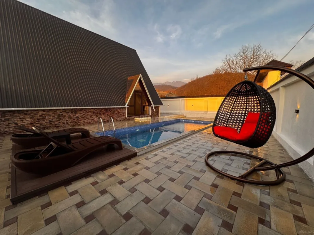 Kirayə verilir 4 otaqlı mənzil 110 m²