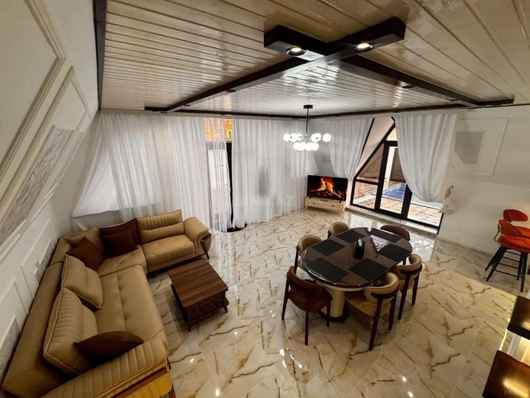 Kirayə verilir 4 otaqlı mənzil 110 m²