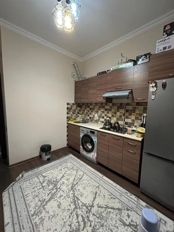 Satılır 2 otaqlı mənzil 58 m²