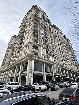Satılır 4 otaqlı mənzil 180 m² — Bakı, Nərimanov 4 otaq 180.00 m²