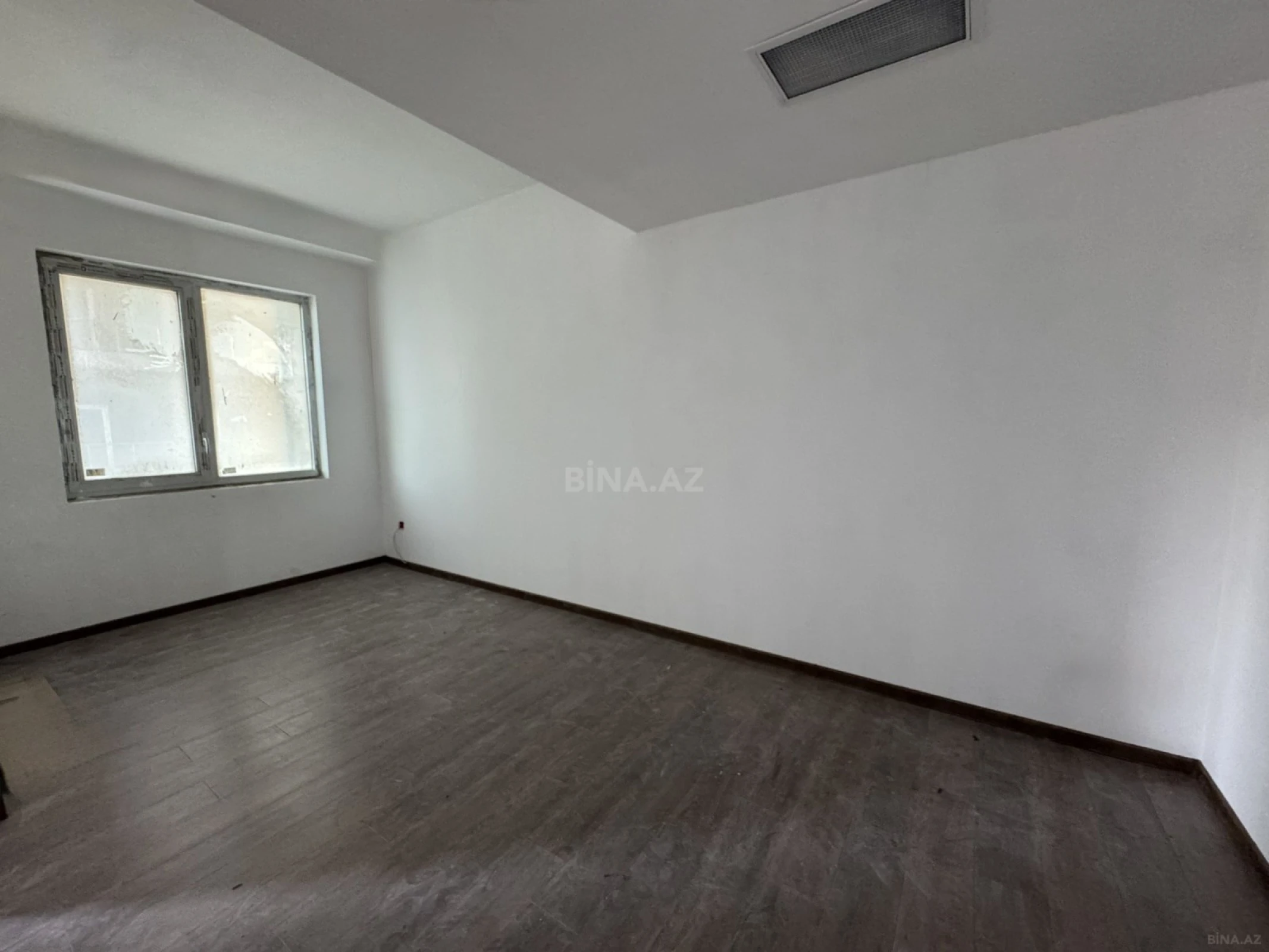 Kirayə verilir 3 otaqlı ofis 80 m²