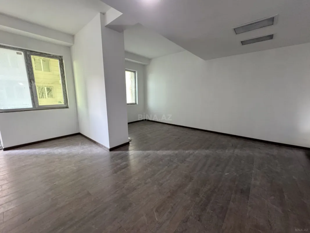 Kirayə verilir 3 otaqlı ofis 80 m²