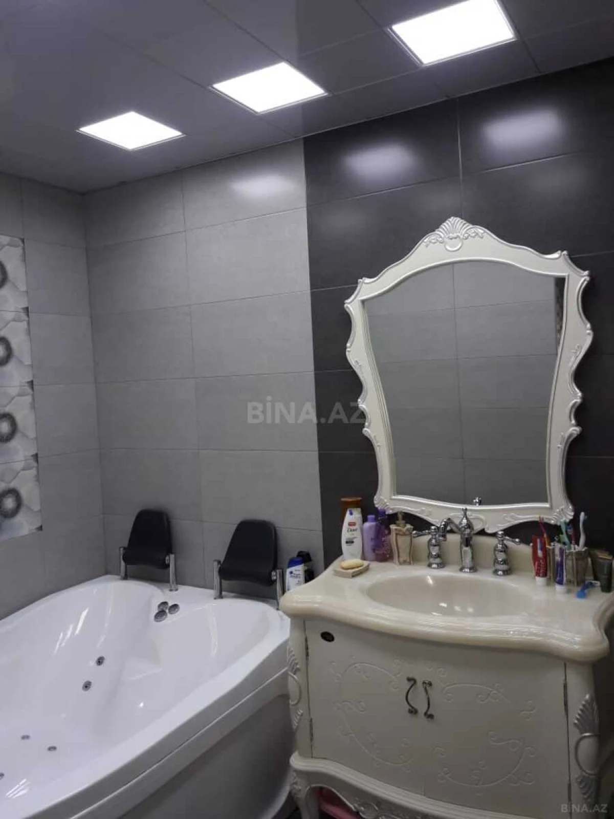 Satılır 3 otaqlı mənzil 91 m²