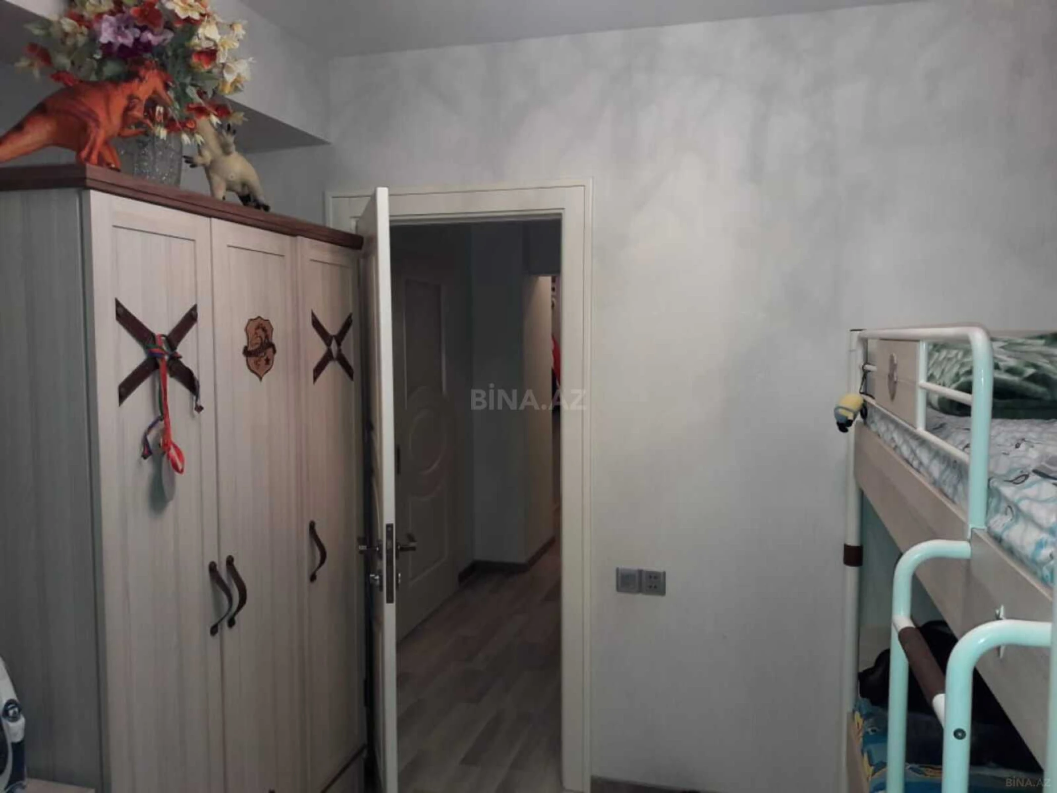 Satılır 3 otaqlı mənzil 91 m²