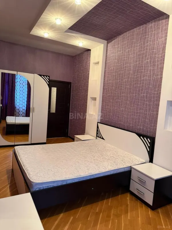 Kirayə verilir 2 otaqlı mənzil 86 m²