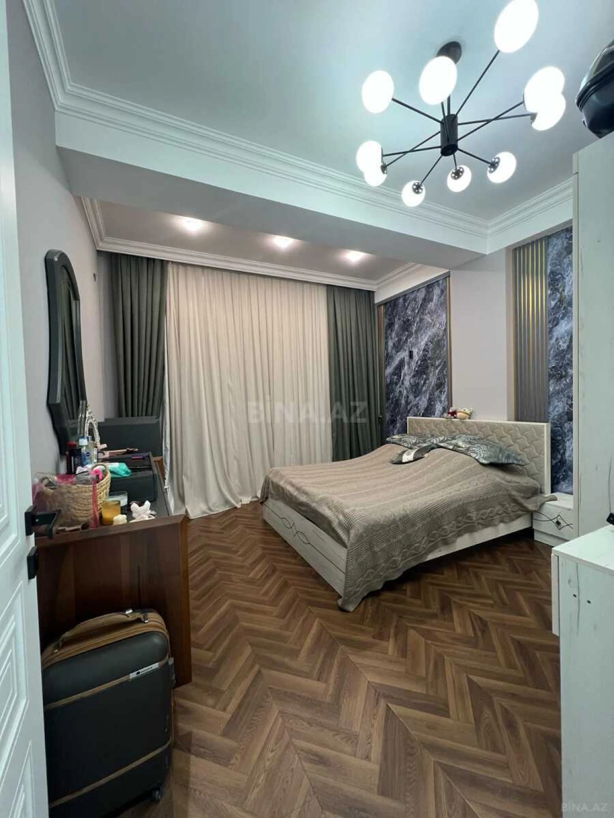 Satılır 3 otaqlı mənzil 87 m²