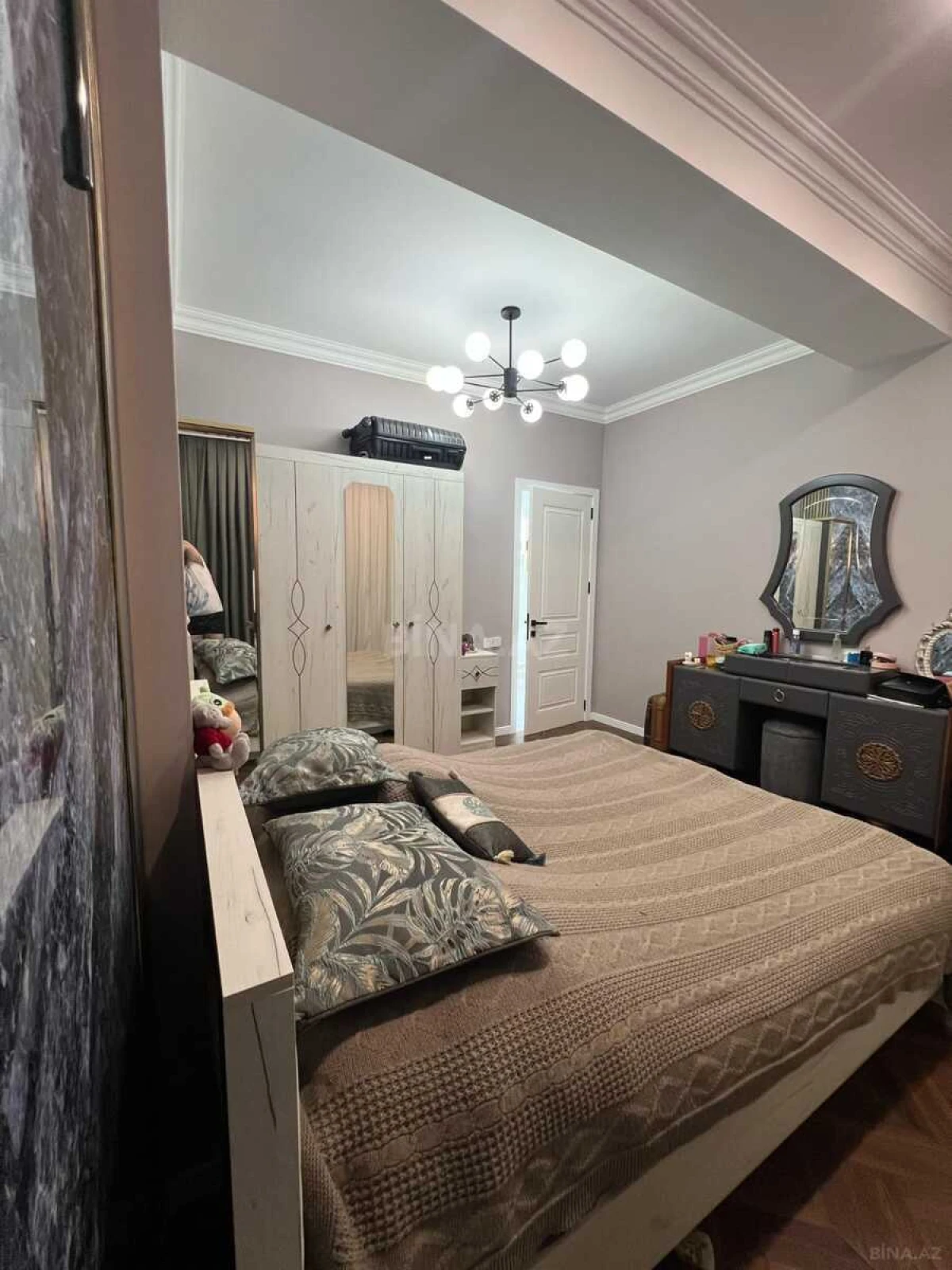 Satılır 3 otaqlı mənzil 87 m²