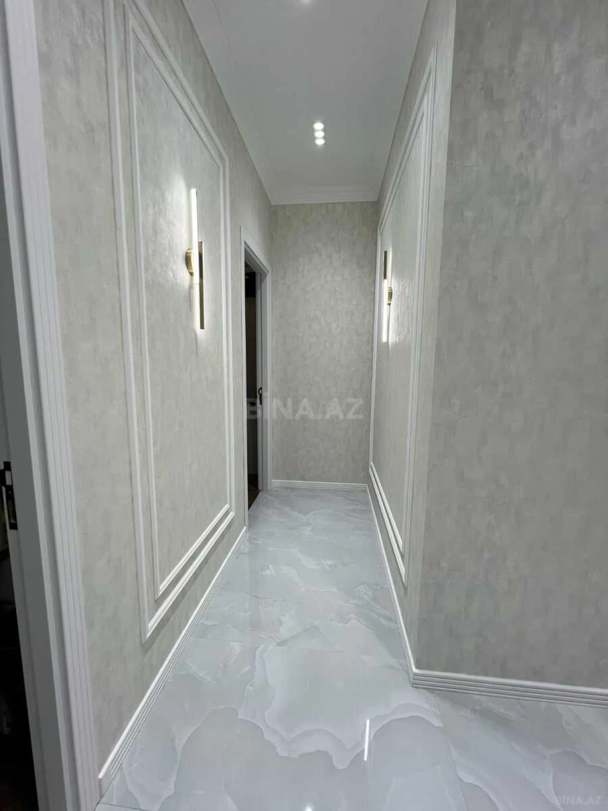 Satılır 3 otaqlı mənzil 87 m²