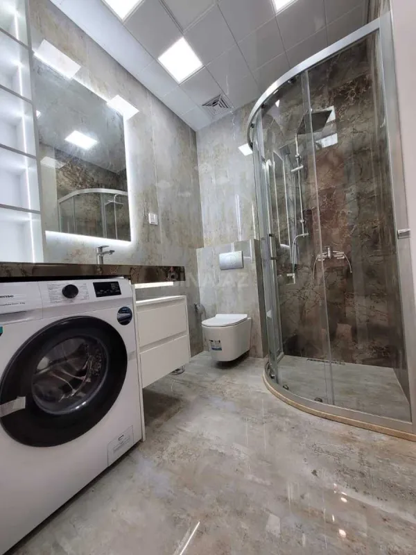 Satılır 3 otaqlı mənzil 87 m²