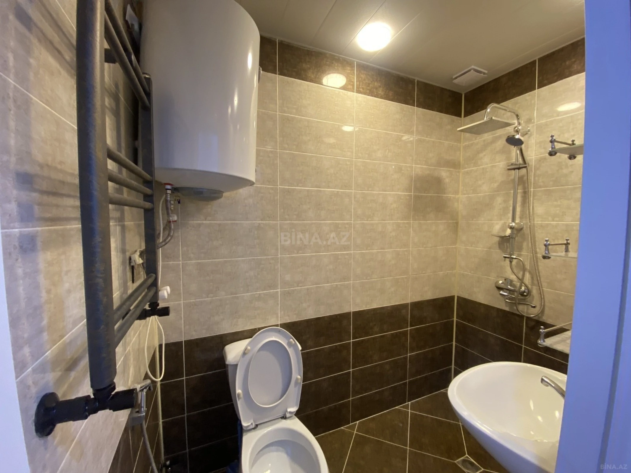 Satılır 2 otaqlı mənzil 42 m²