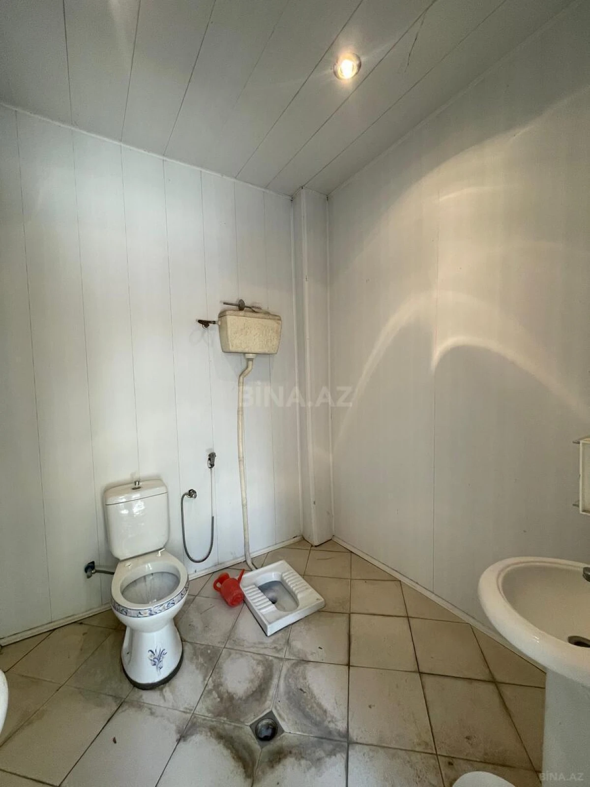 Satılır 6 otaqlı həyət evi 750 m²