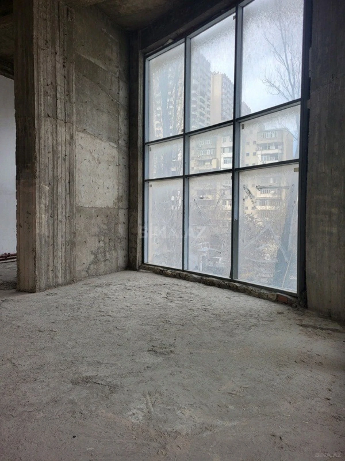 Satılır obyekt 77 m²