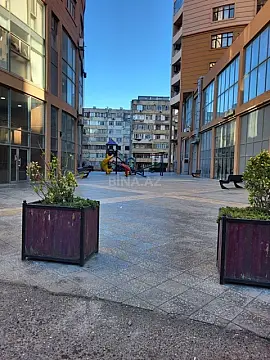 Satılır obyekt 77 m²