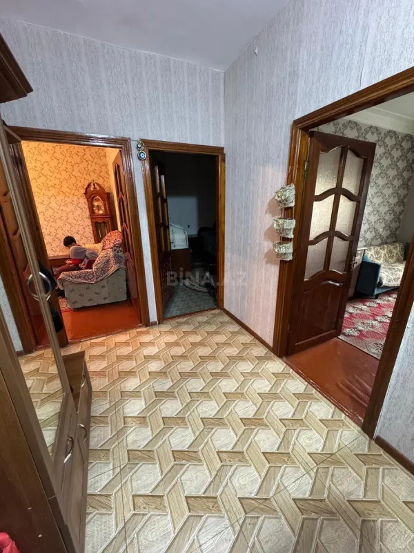 Satılır 4 otaqlı mənzil 110 m²