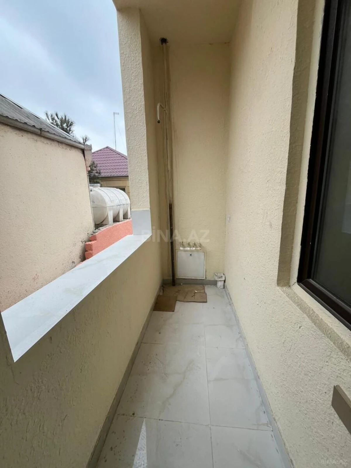 Satılır 2 otaqlı mənzil 58 m²