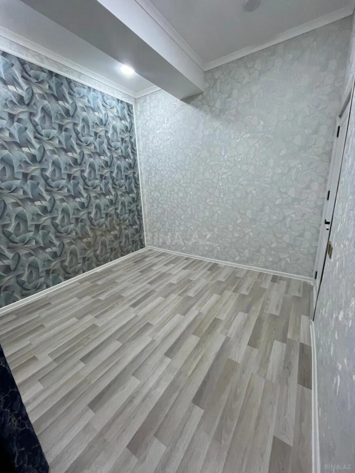 Satılır 2 otaqlı mənzil 58 m²