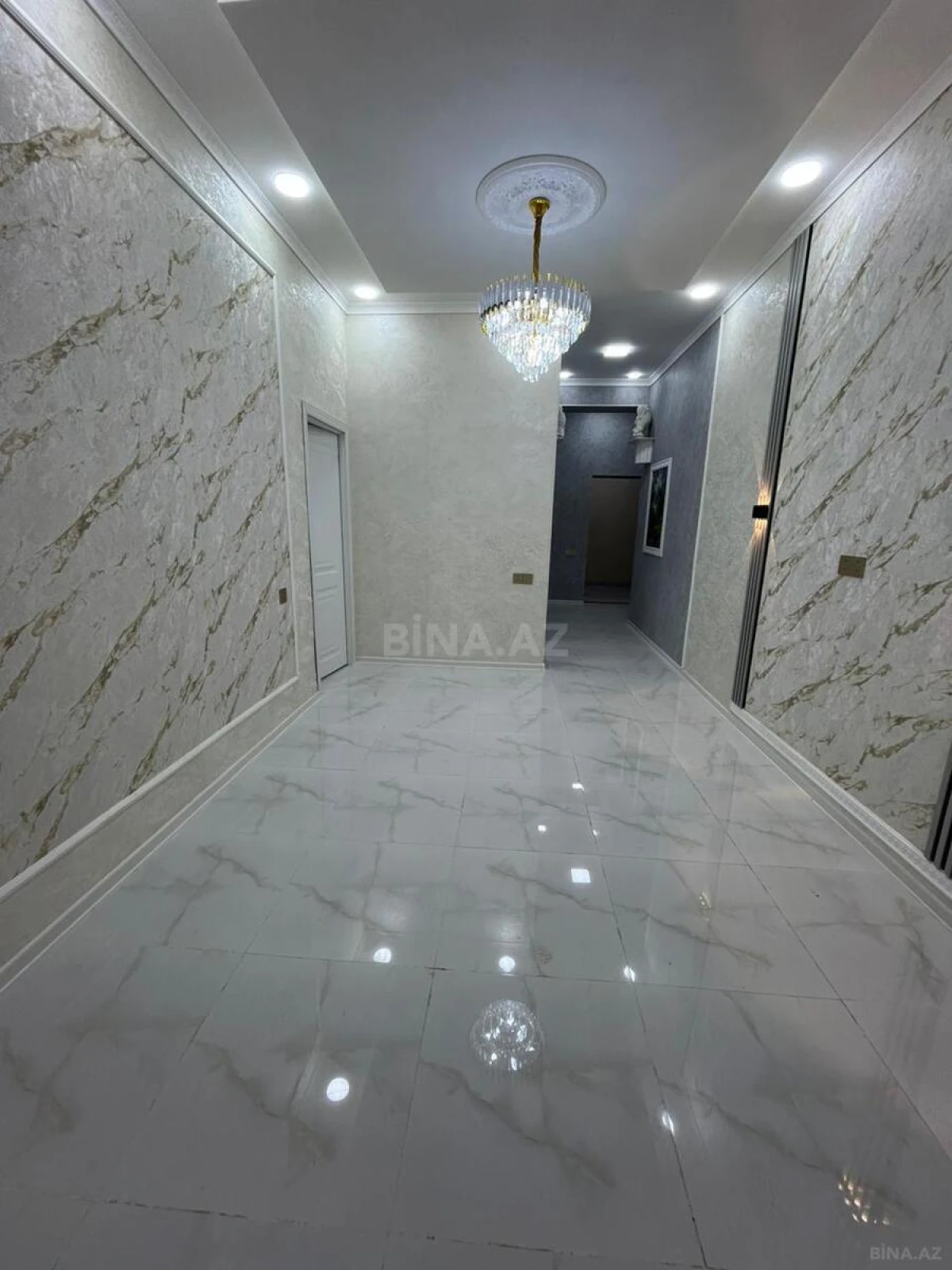Satılır 2 otaqlı mənzil 58 m²